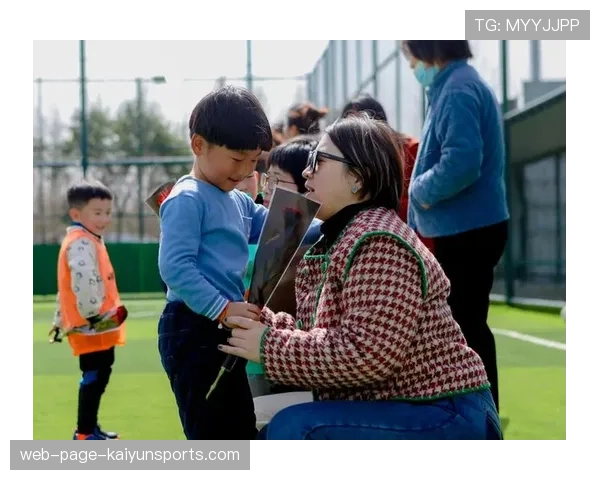 俱乐部推出“青训家庭日”活动，加深家庭与训练的联系